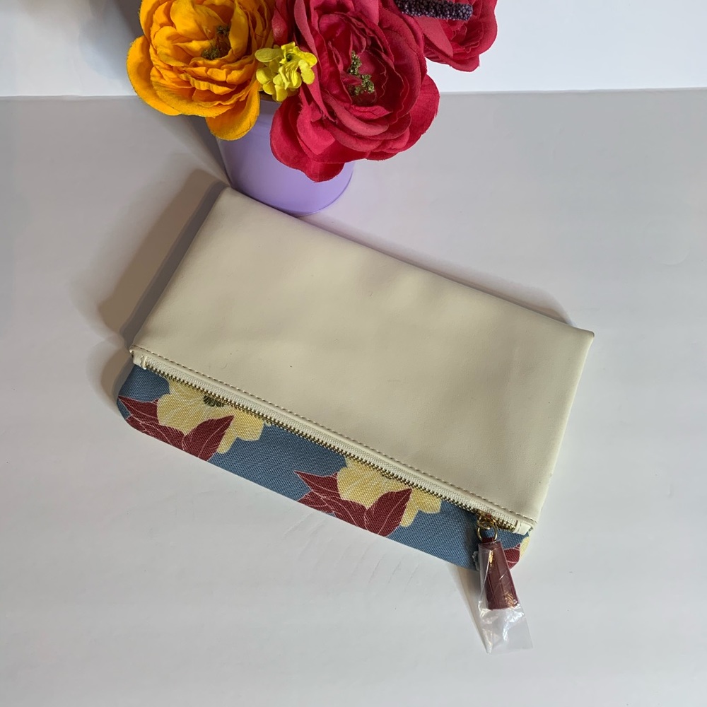 NWOT Rachel Pally Fold Over Floral Clutch